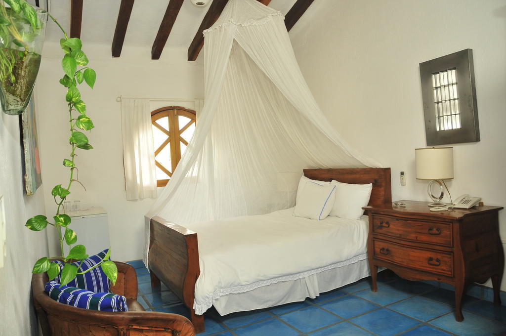 Casa Tukari Colonial House Hotel Puerto Vallarta Room photo